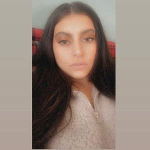 Meet your Posher, Gabriella